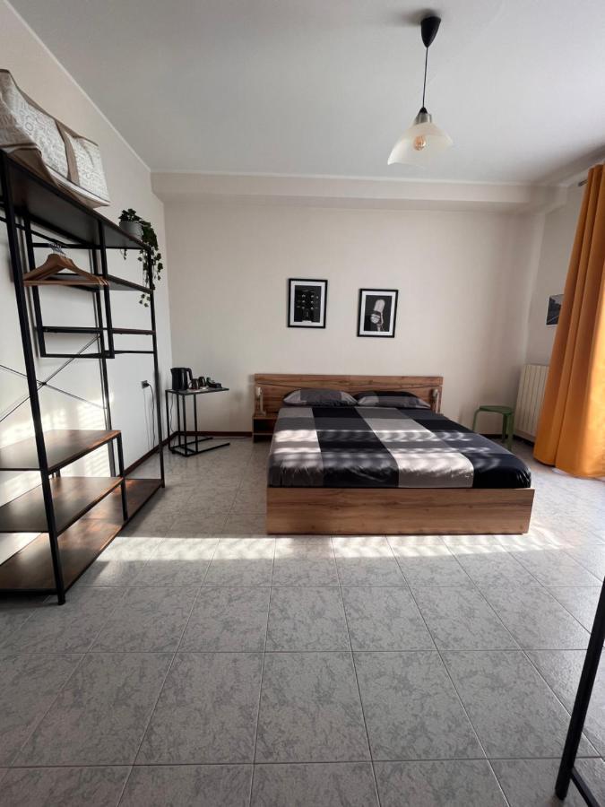 Al Pip Guest House Treviglio Bagian luar foto