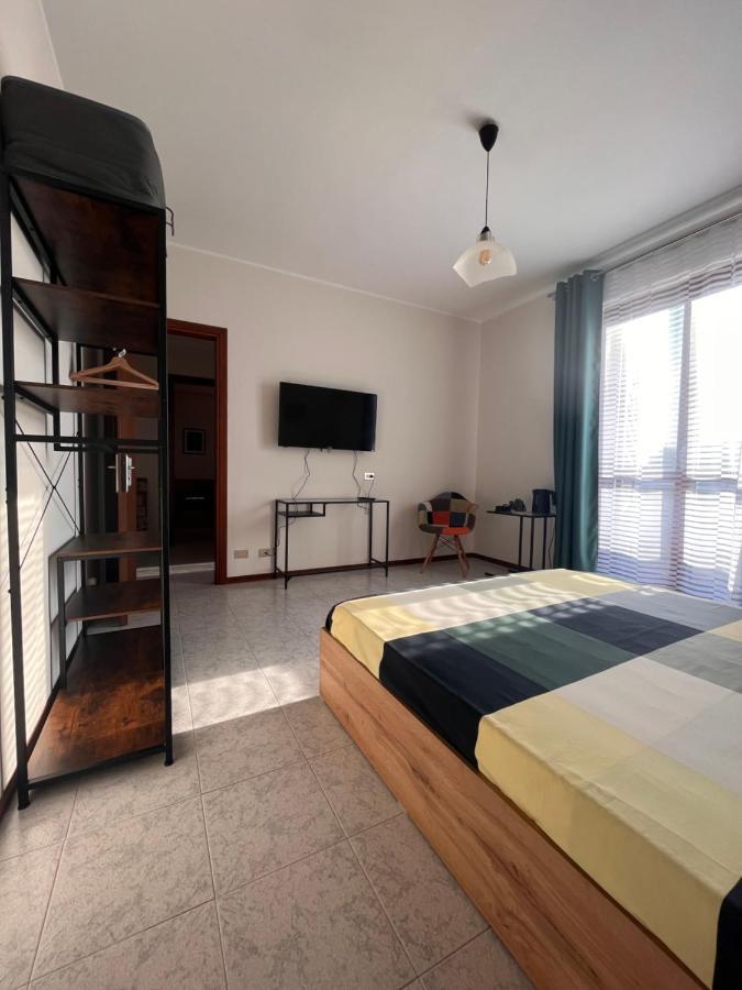 Al Pip Guest House Treviglio Bagian luar foto